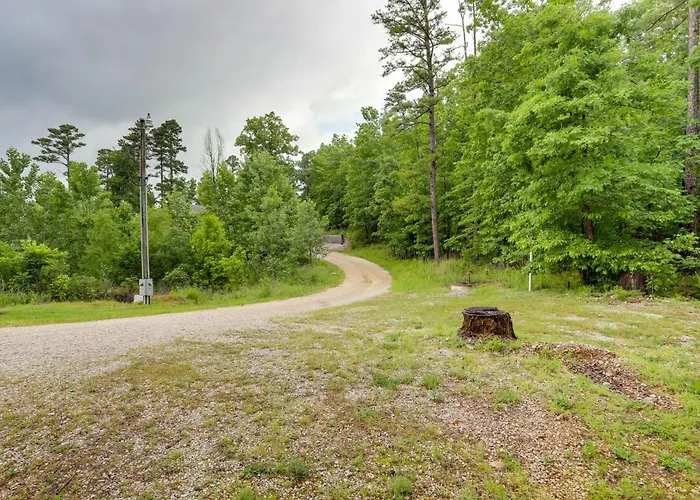 Peaceful 2-Cabin Property: 1 Mi To Current River!